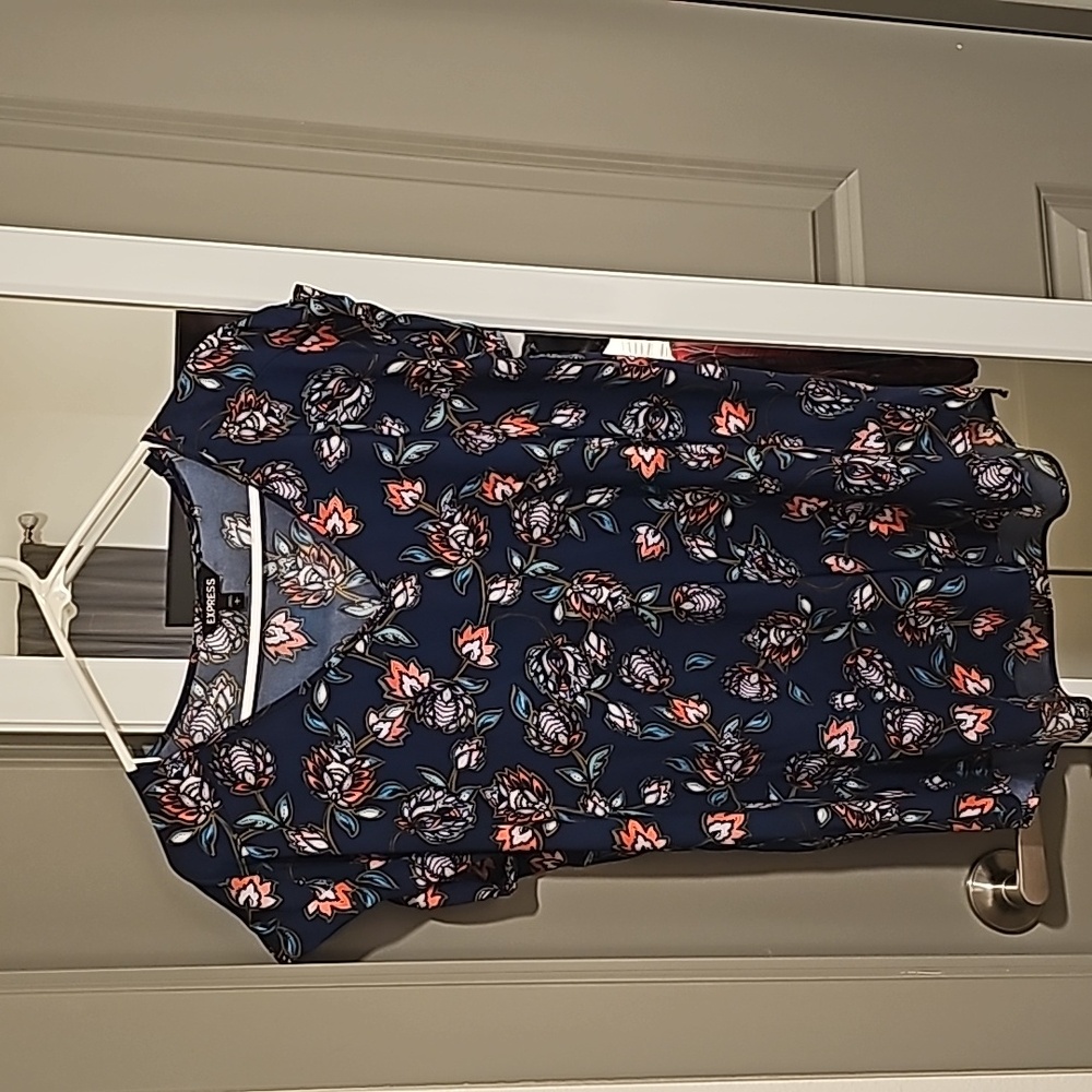 Express blouse